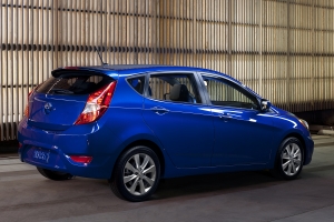 2012 Hyundai Accent Trims